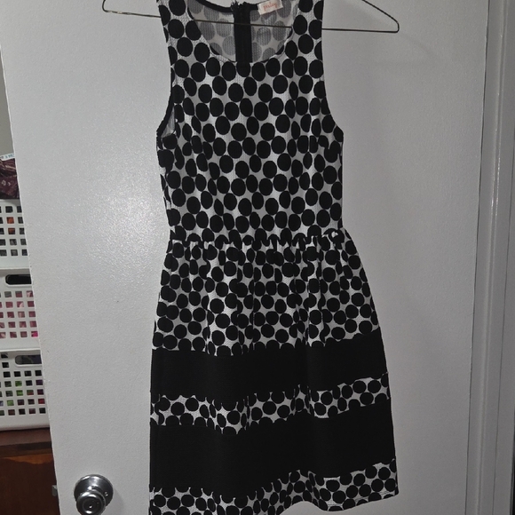 Pixley Dresses & Skirts - Pixley Black and White Patterned Mini Dress